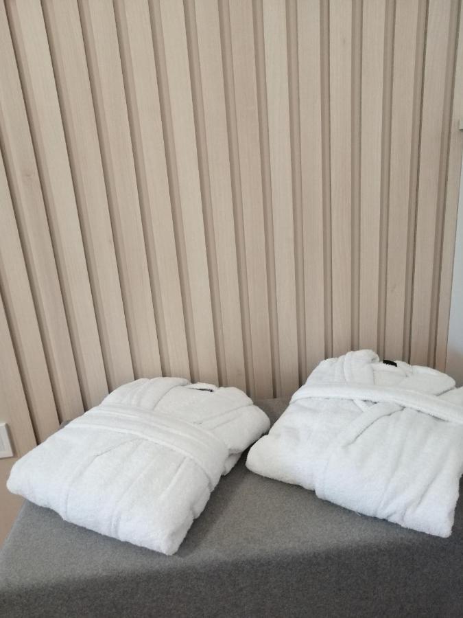 赫福乐思酒店 久洛 外观 照片